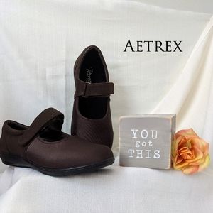 AETREX Berries Mary Janes Dark Brown Size 9